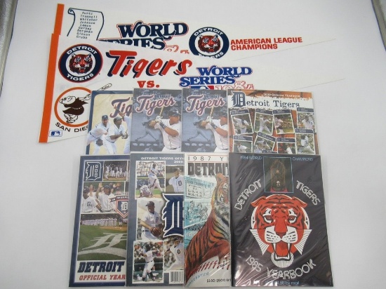 Detroit Tigers Yearbook/Championship Pennants Lot