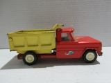 Structo Kom-Pak Hydraulic Dump Truck 1960s Pressed Steel Toy