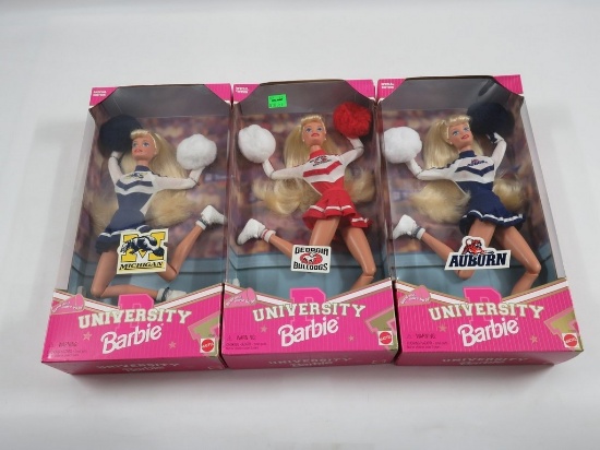 Barbie College University Cheerleader Lot of (3)