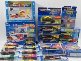 Hot Wheels Playsets/Haulers + More Lot