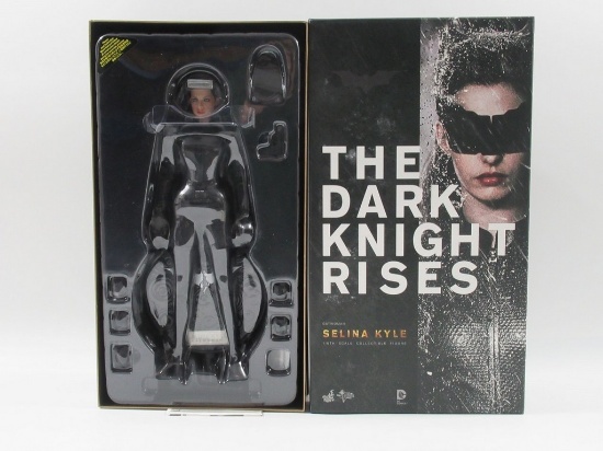 Catwoman Selina Kyle Hot Toys 1/6 Scale Figure Dark Knight Rises MMS188