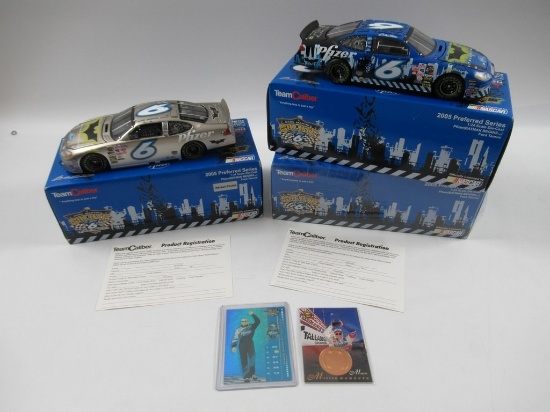 Batman Begins/400 NASCAR Mark Martin 1:24 Scale Vehicle Lot