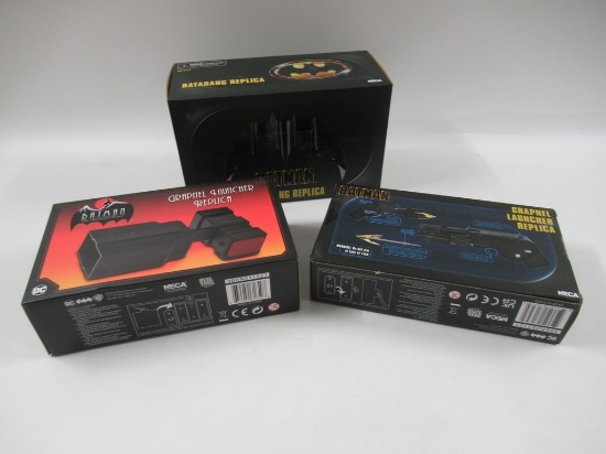 Batman Prop Replica Lot/NECA