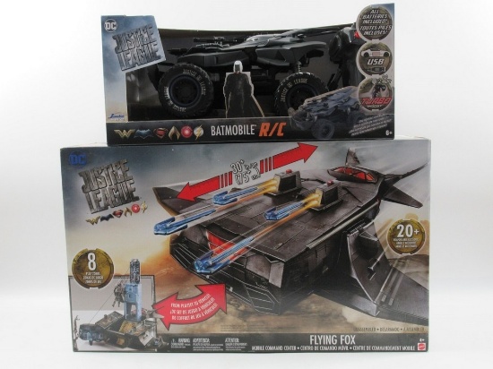 Justice League Flying Fox Playset + R/C Batmobile