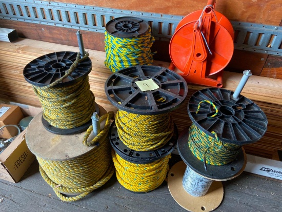 8 Spools of rope and twine