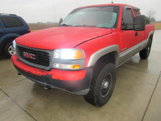 2002 GMC Sierra 2500 Pickup Truck,