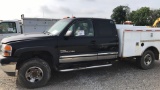 2002 GMC 2500HD Extended Cab Utility Truck,