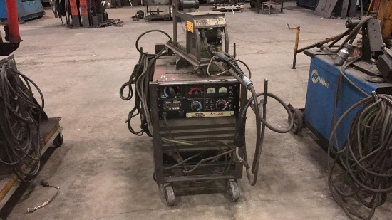 Lincoln DC-400 electric mobile welder