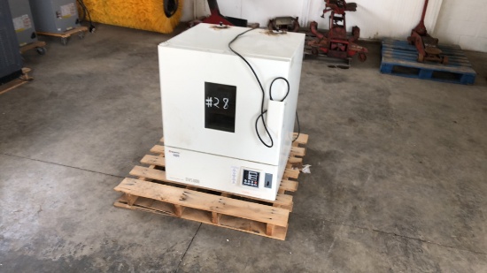 Yamato DVS 600 Gravity Convection Oven