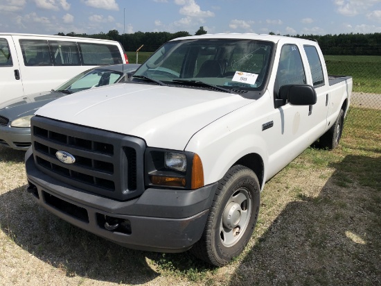 2006 Ford F350 XL Super Duty Crew Cab,