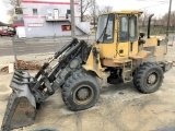 Cat IT 28 Rubber Tired Loader,