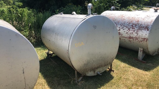 Steel 500 Gallon Fuel Tank