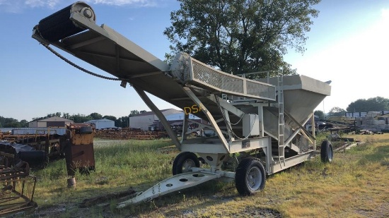 Fabco Portable Feeder Hopper,