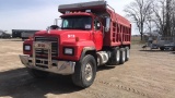 2001 Mack RD688S Dump Truck,