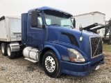 2005 Volvo VNL Day Cab Truck Tractor,