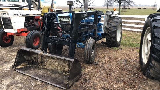 Ford 5900 Tractor, 2WD,Diesel, 3 Point Hitch,