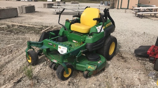 John Deere Z925 Zero Turn Mower,