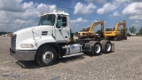 2005 Mack CXN613 Day Cab Truck Tractor,