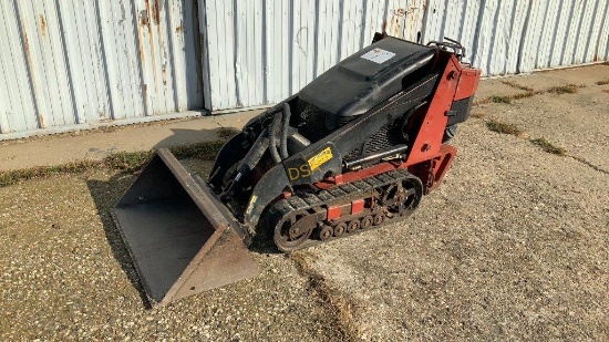 2004 Toro Dingo TX 420  ( 22306) Track Skid