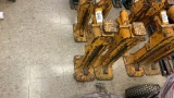 Simplex 15 Ton Toe Jacks,