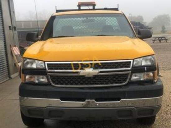 2005 Chevrolet Silverado 2500HD Pickup Truck,