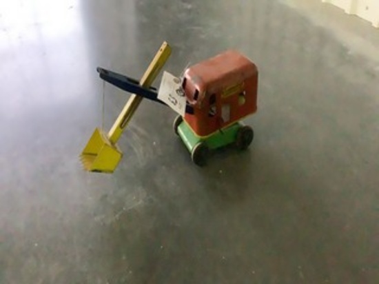 Wyandotte Construction Shovel Excavator Toy