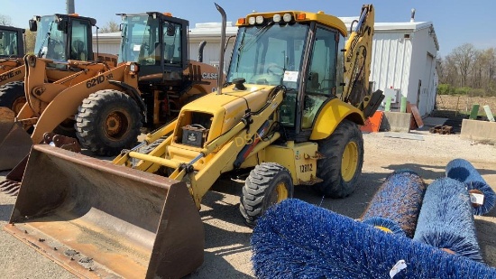 2002 New Holland LB75B Loader Backhoe,