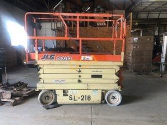 JLG 2632E2 Electric Scissor Lift,