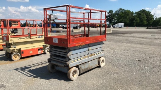 Sky Jack 4626 Electric Scissor Lift,