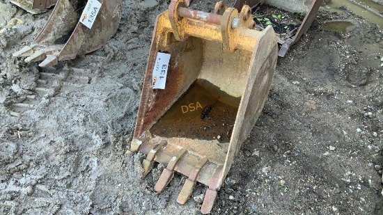 33" Backhoe Bucket Fits A John Deere