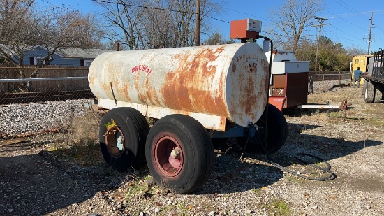 Fuel Tank Mounted on a Pin Hitch Trailer