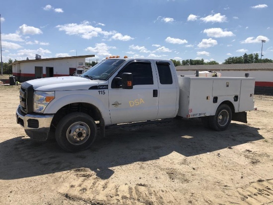 2016 Ford F350 Super Duty Utility Truck,