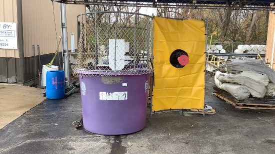 Dunk Tank,