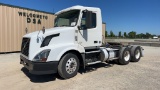 2012 Volvo VNL Day Cab Truck Tractor,