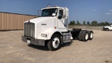 2002 Kenworth T800 Day Cab Truck Tractor,