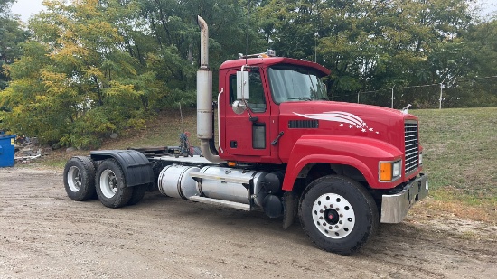 2004 Mack Day Cab Truck Tractor,