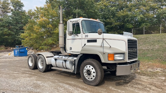 2002 Mack Day Cab Truck Tractor,