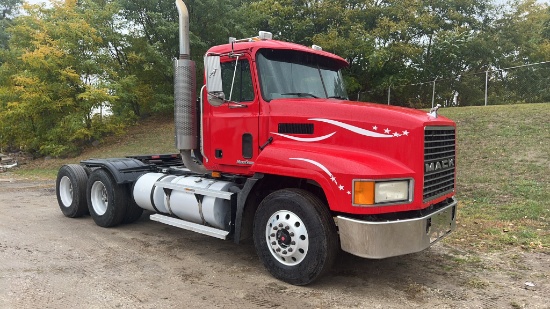 2000 Mack Day Cab Truck Tractor,