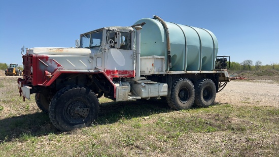 Military Water Truck,
