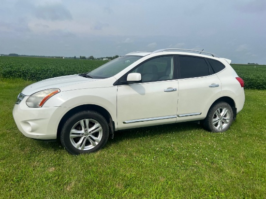 2013 Nissan Rogue SV SUV,