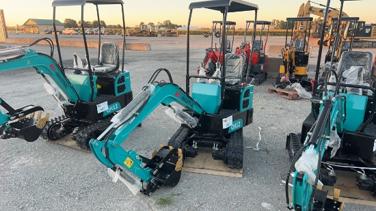 AGROTK QH12 Mini Excavator,