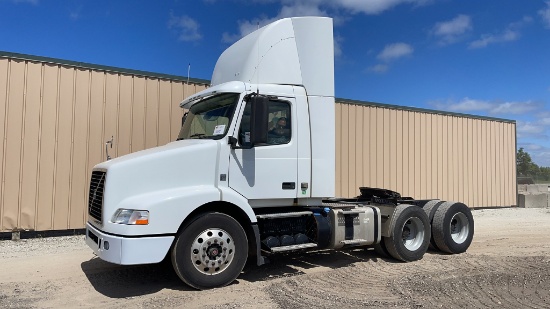 2011 Volvo VNM Day Cab Truck Tractor,