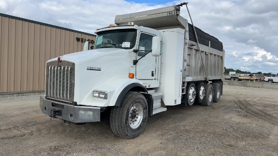 2015 Kenworth T800 Dump Truck,