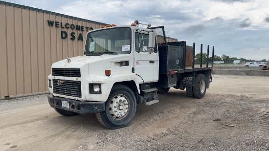 1995 Mack 250 Forum Flatbed Truck,