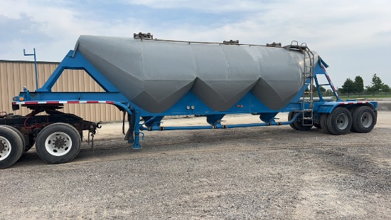 1980 Fruehauf Aluminum Pneumatic Dry Bulk Trailer,