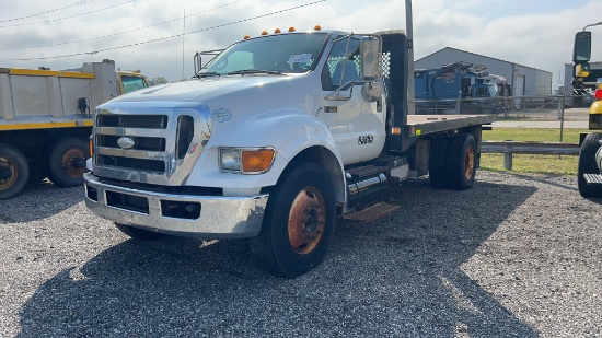 2009 Ford F650 XLT,