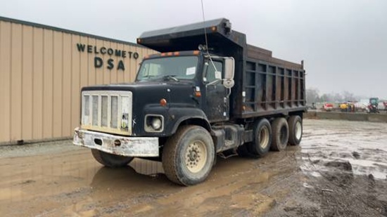 1993 International 2674 Dump Truck,