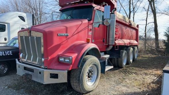 2004 Kenworth T800 Dump Truck,
