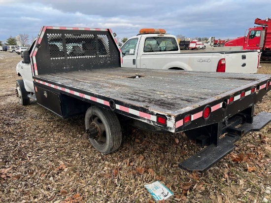 Ford F550 XL Flatbed Truck,