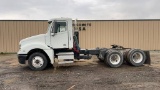 2009 Freightliner Columbia Day Cab Truck Tractor,